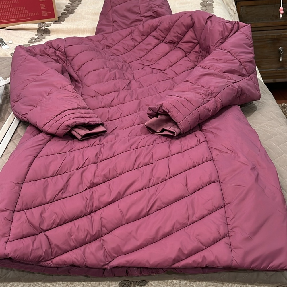 Spyder Women's Boundless Tulipwood Long Puffer Coat/NWT/M - Picture 14 of 16